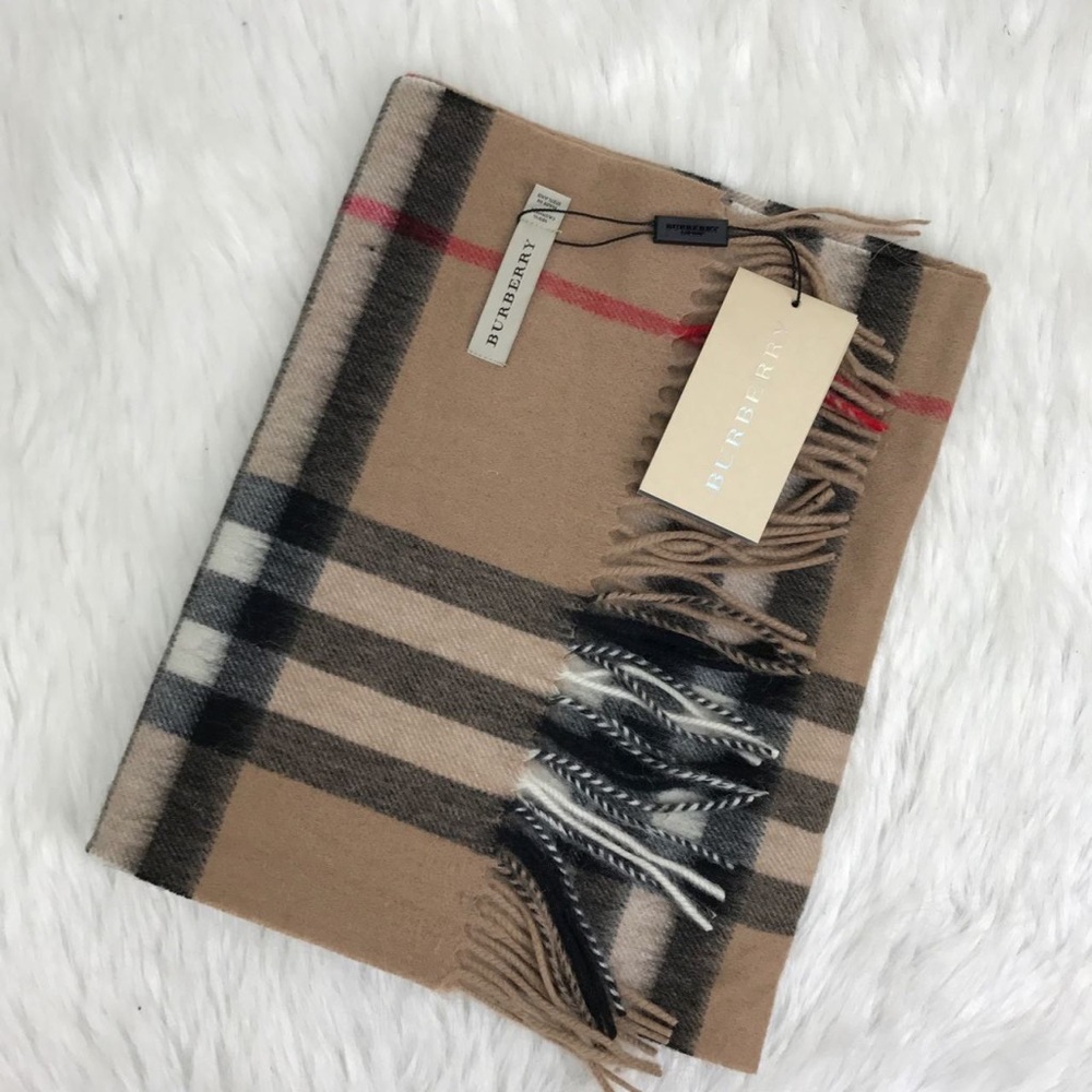 Burberry Women Scarf